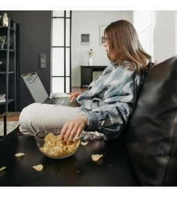 Az ülő életmód káros hatásai, hogy küszöböld ki őket?